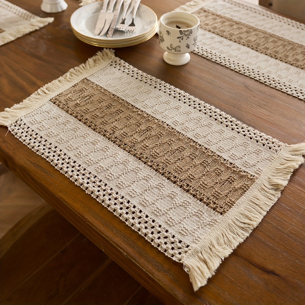 Bohemian Placemats with Tassels Set of 4, Light Luxury Nordic Style Table Mats for Dining Table Coffee Table, Woven Tassel Placemat for Bowl Plate Home Decoration Party Dinner Festival