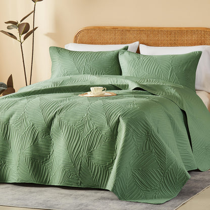 Quilt Set Queen Size 2/3 Piece Lightweight Microfiber Bedspread Soft Cool Coin Pattern Coverlet for All Seasons – Modern Summer Quilt with Pillow Cases for Bedroom Family Gift