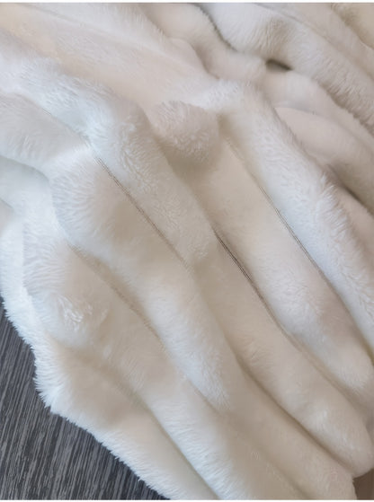 Faux Rabbit Fur Fleece Blanket Ultra-Soft 3D Double-Sided Throw – All-Season Plush Blanket for Bed, Couch & Travel, Multi-Color in 4 Sizes: White, Pink, Gray, Khaki, Purple & More