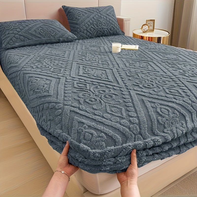Velvet Mattress Cover Bed Protector Thickened Warm Fitted Mattress Pad European Style Taff Velvet Bed Cover Twin Full Queen King California King Fall Winter Bedroom