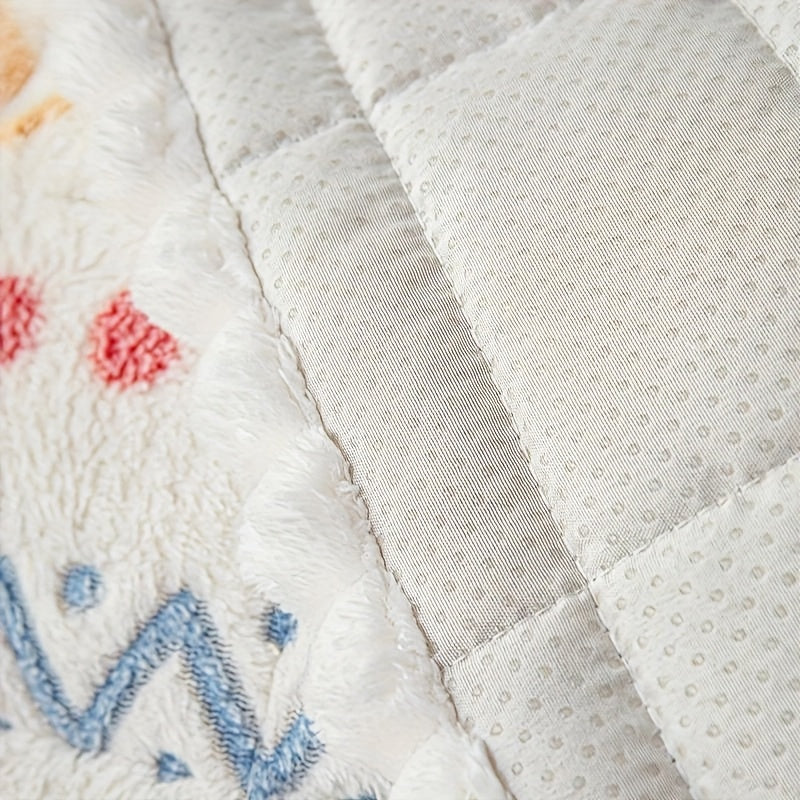 Bohemian Floral Plush Sofa Cover Thick Milk Fleece Couch Protector for 2 3 4 Seater Machine Washable Quilted Sofa Slipcover with Decorative Pillow Covers Warm Cozy Living Room Sofa Accessory White