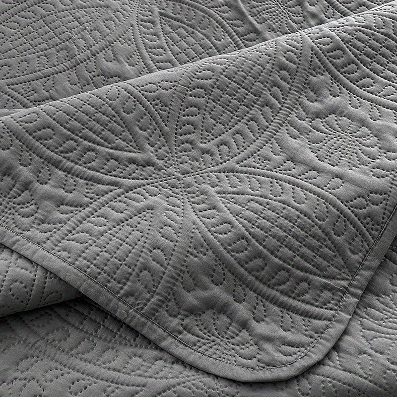 Lightweight Bedspread Coverlet All Season - Soft Breathable Quilted Coin Pattern Blanket for Bed, Non-Slip Reversible Bed Cover for Bedroom, Dorm & Guest Room - Twin Full Queen King, 6 Colors