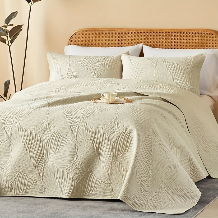 Quilt Set Queen Size 2/3 Piece Lightweight Microfiber Bedspread Soft Cool Coin Pattern Coverlet for All Seasons – Modern Summer Quilt with Pillow Cases for Bedroom Family Gift
