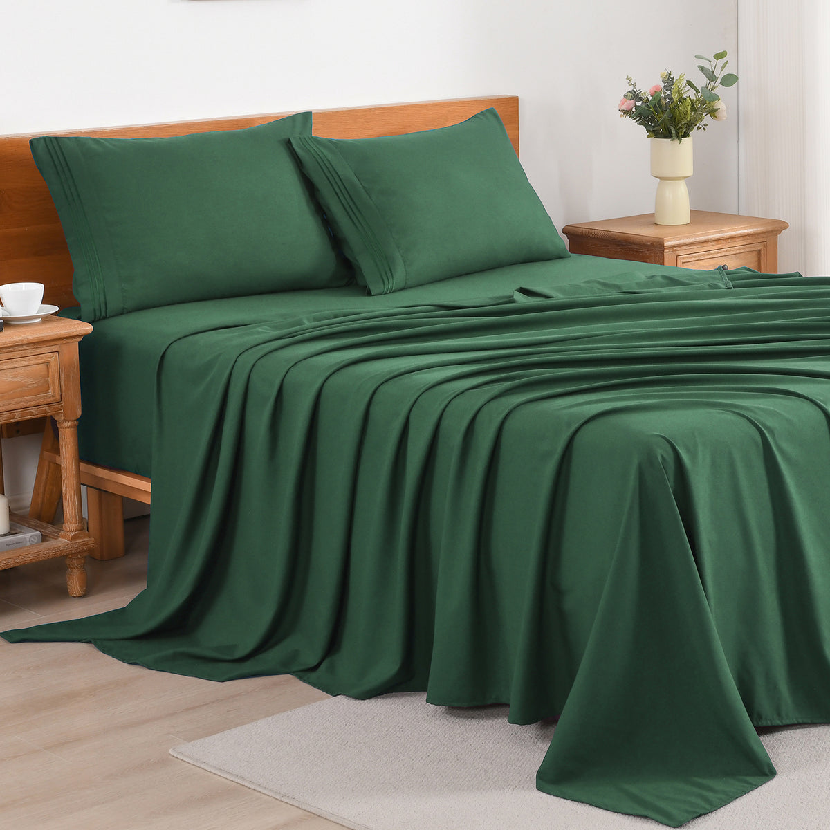 Cooling Bed Sheet Set 3/4 Piece 18 Inch Deep Pocket, Soft Breathable Microfiber Sheets for Hot Sleepers Hotel Luxury Summer Bedding Twin Full Queen King, 12 Colors Available