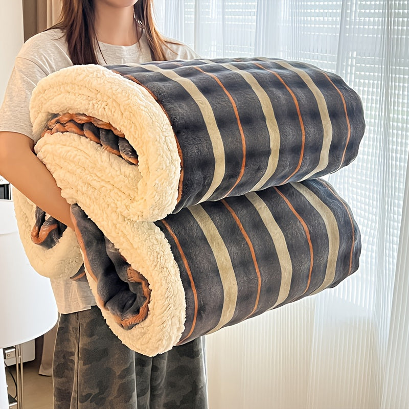 Checkered Pattern Throw Blanket Soft Cozy Fleece Blanket for Bed Sofa Multiple Sizes & Colors Lightweight Warm Blanket for Bedroom Dorm Living Room Home Decor Gift