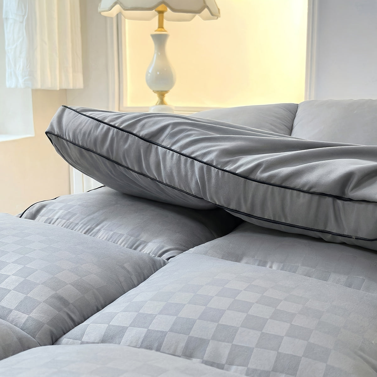 Quilted Mattress Pad 1000GSM Deep Pocket Mattress Protector Fits 8-21 Inch Machine Washable Soft Breathable Bed Cover Twin Full Queen King California King