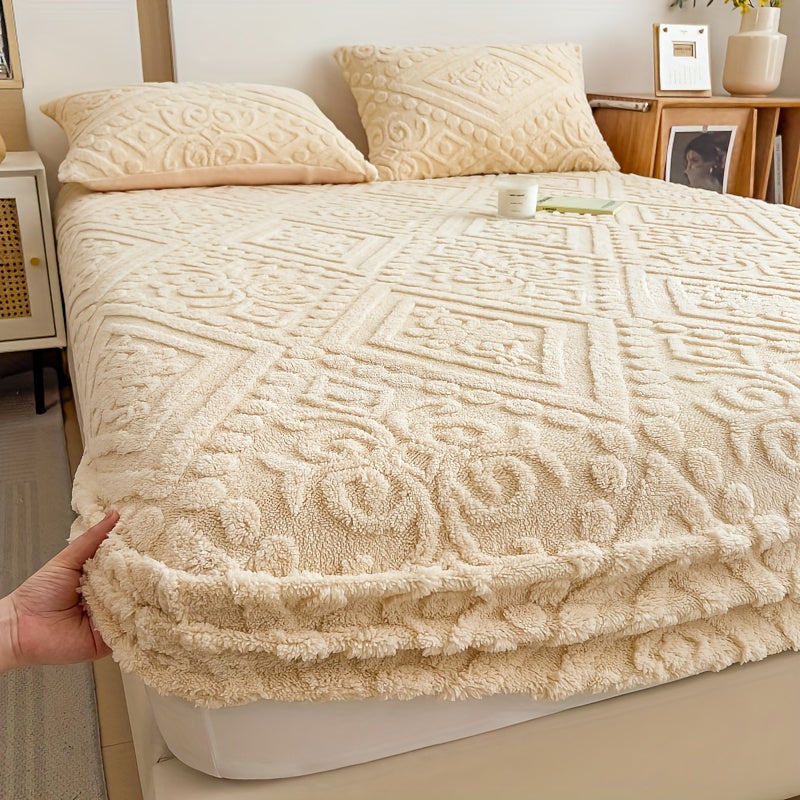 Velvet Mattress Cover Bed Protector Thickened Warm Fitted Mattress Pad European Style Taff Velvet Bed Cover Twin Full Queen King California King Fall Winter Bedroom