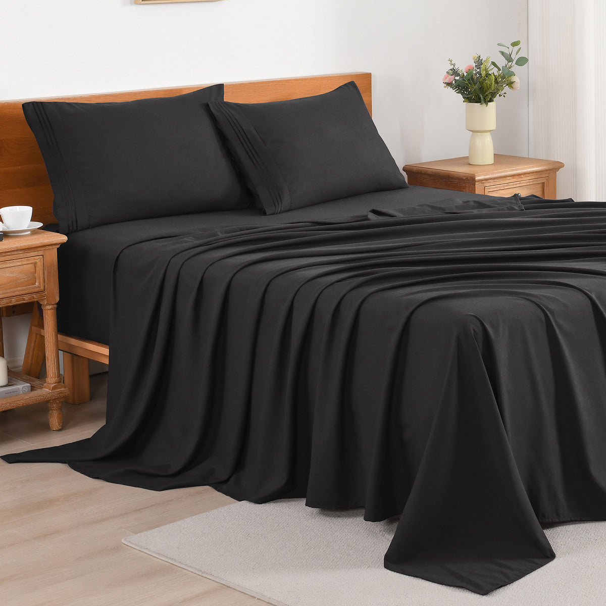 Cooling Bed Sheet Set 3/4 Piece 18 Inch Deep Pocket, Soft Breathable Microfiber Sheets for Hot Sleepers Hotel Luxury Summer Bedding Twin Full Queen King, 12 Colors Available