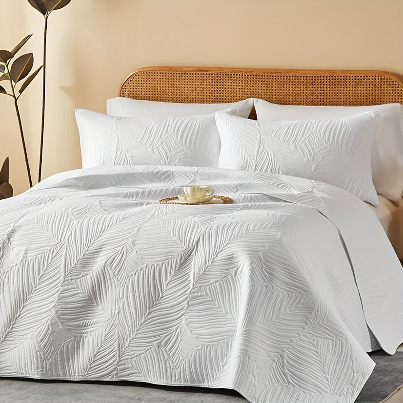 Quilt Set Queen Size 2/3 Piece Lightweight Microfiber Bedspread Soft Cool Coin Pattern Coverlet for All Seasons – Modern Summer Quilt with Pillow Cases for Bedroom Family Gift