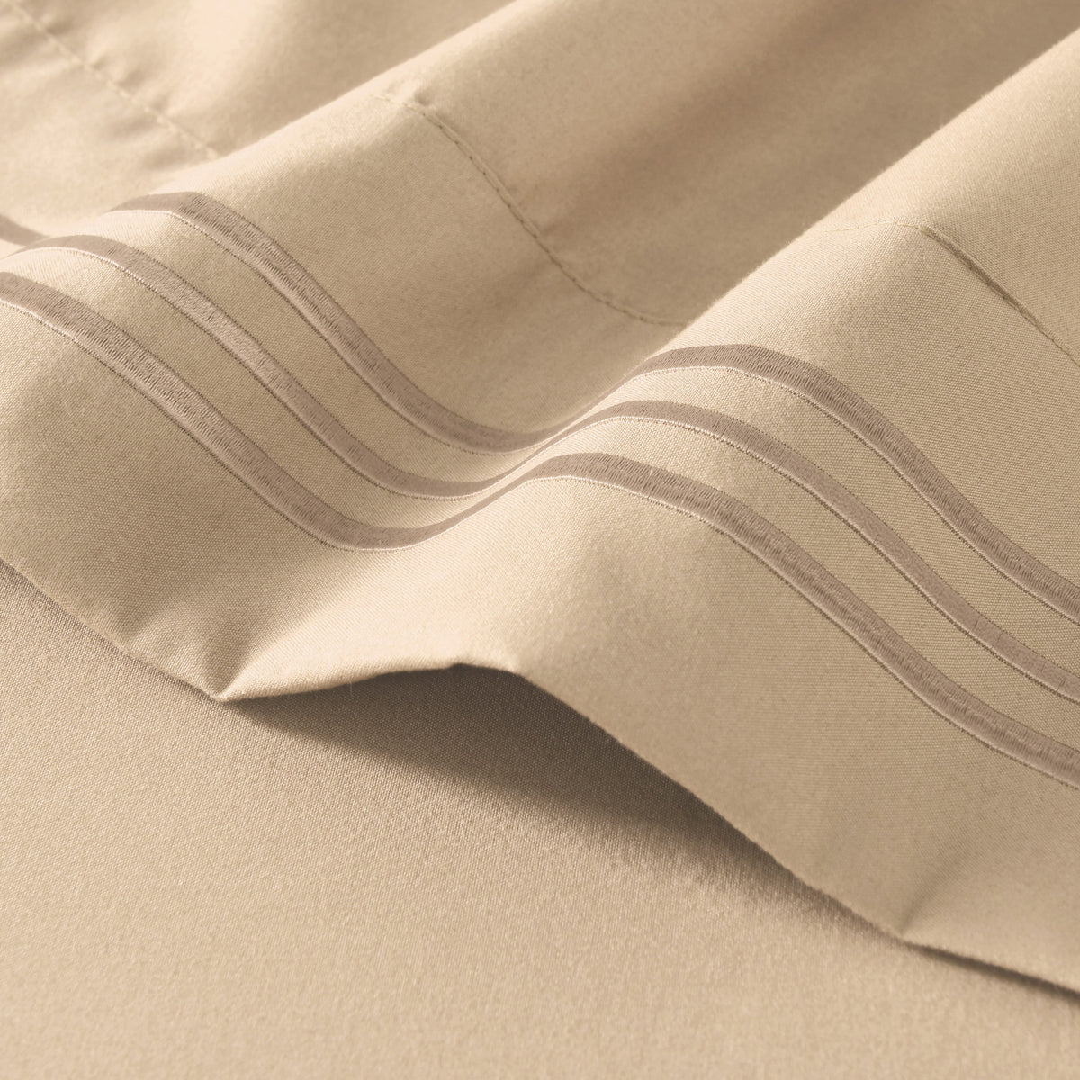 Cooling Bed Sheet Set 3/4 Piece 18 Inch Deep Pocket, Soft Breathable Microfiber Sheets for Hot Sleepers Hotel Luxury Summer Bedding Twin Full Queen King, 12 Colors Available