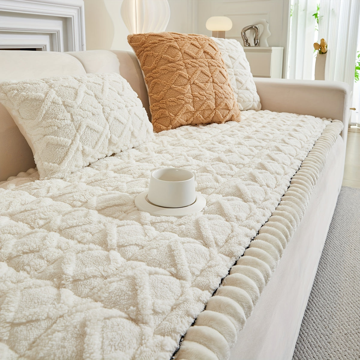 Bohemian Sofa Cover Quilted Plush with Ruffles – Machine Washable Couch Protector for Pets, Anti-Slip Furniture Cover for Armchair Loveseat 3 4 Seater Sofa