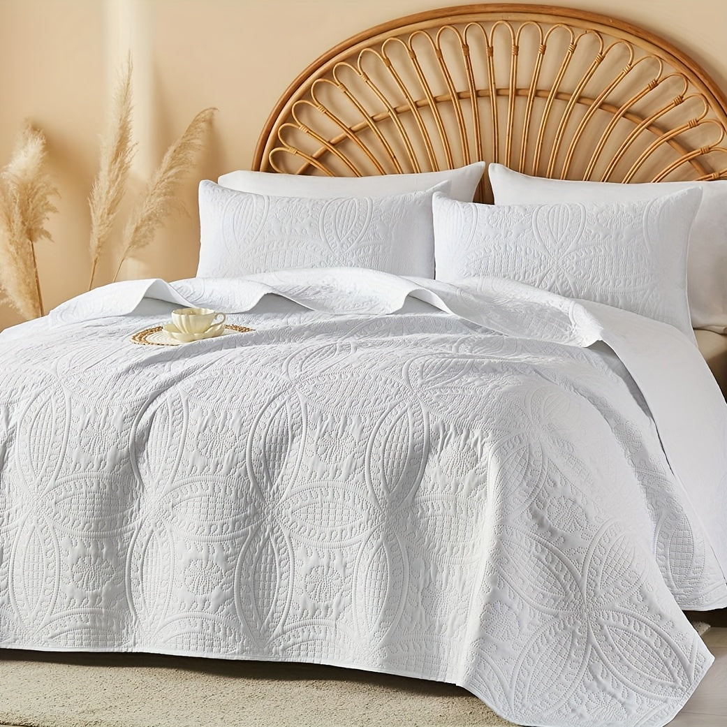Quilt Set Queen Size 2/3 Piece Lightweight Microfiber Bedspread Soft Cool Coin Pattern Coverlet for All Seasons – Modern Summer Quilt with Pillow Cases for Bedroom Family Gift
